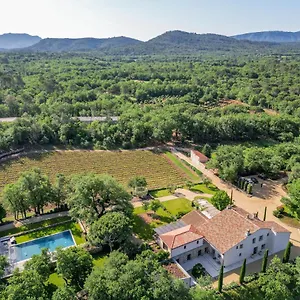 Bastide De La Julienne Hébergement de vacances Tourves