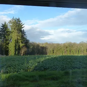  Hébergement de vacances Kerouze